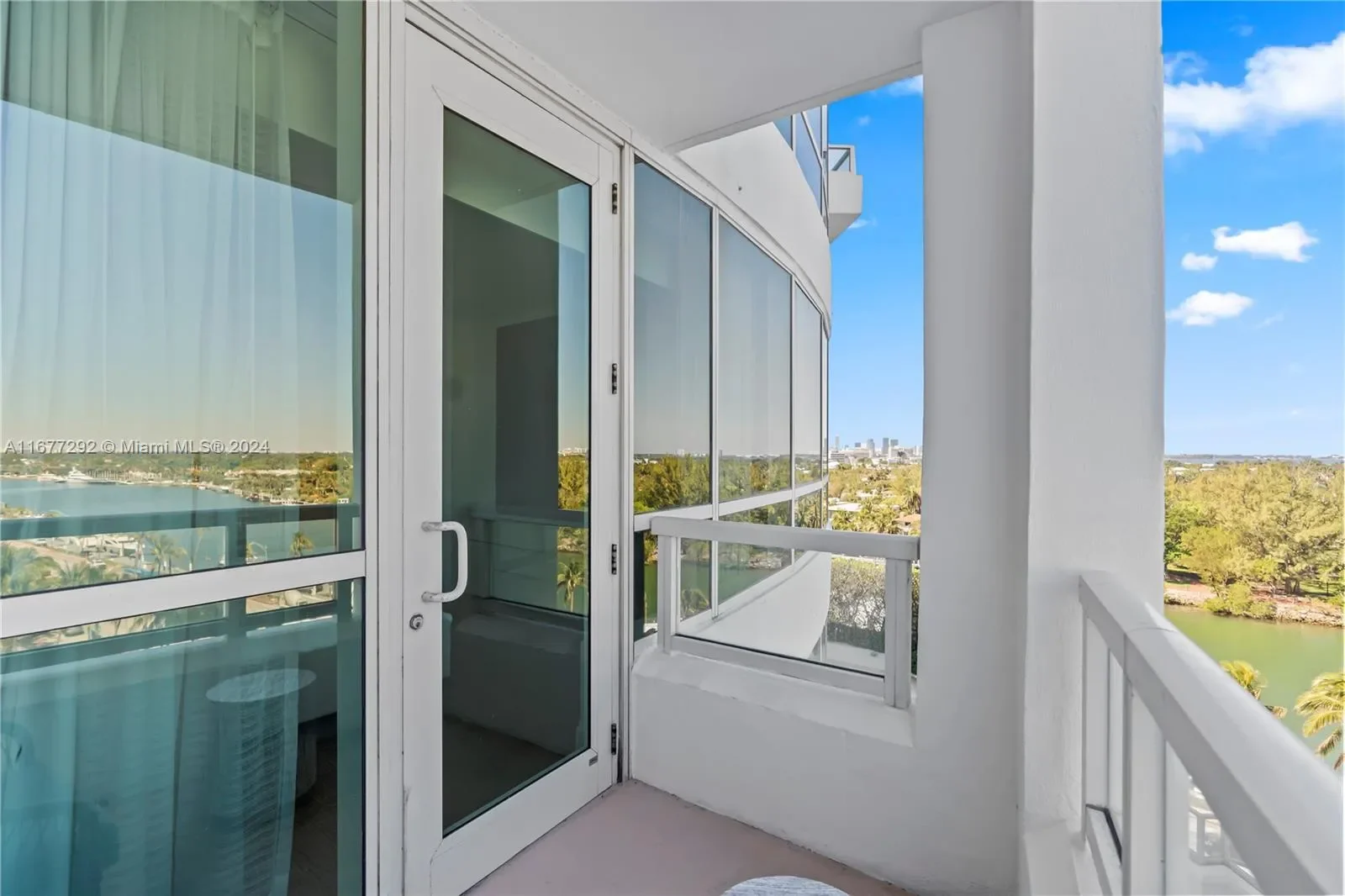 4401 Collins Ave 915, Miami Beach, Florida, United States. - Photo 10