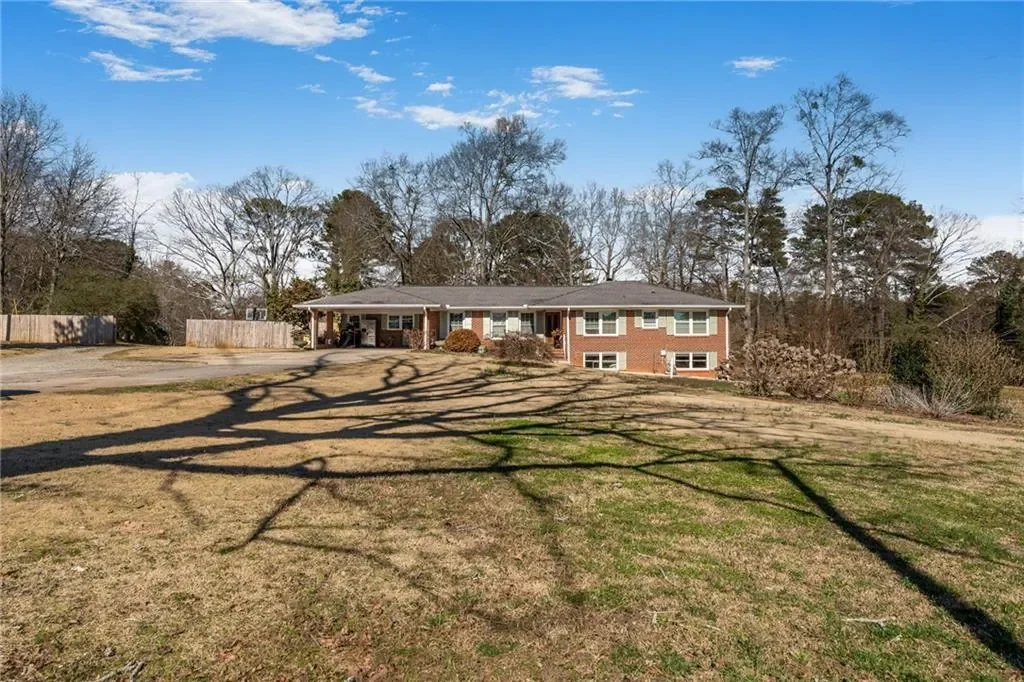 4983 Arcado Road SW, Lilburn, Georgia, United States. - Photo 14