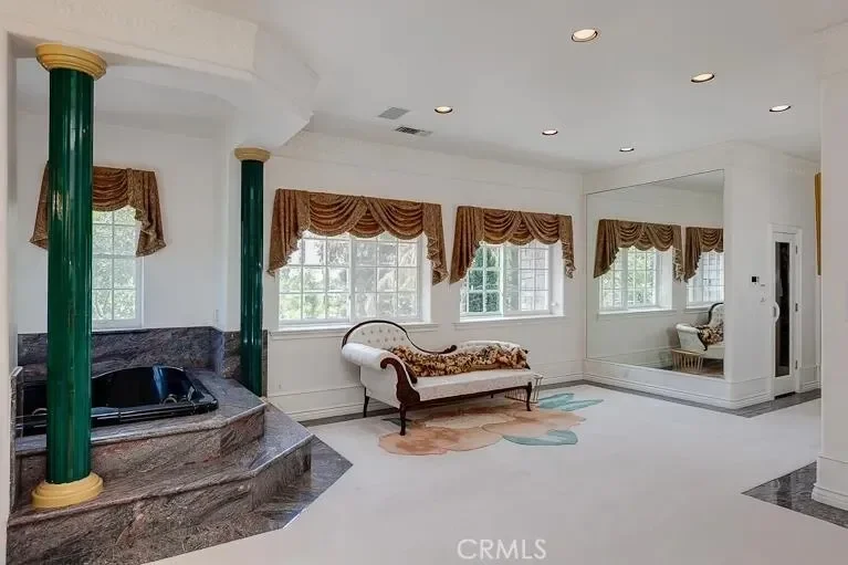 1601 Highland Oaks Drive, Arcadia, California, United States. - Photo 32