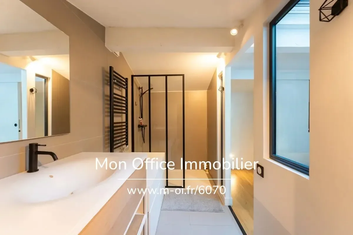 Gallery photo 2
