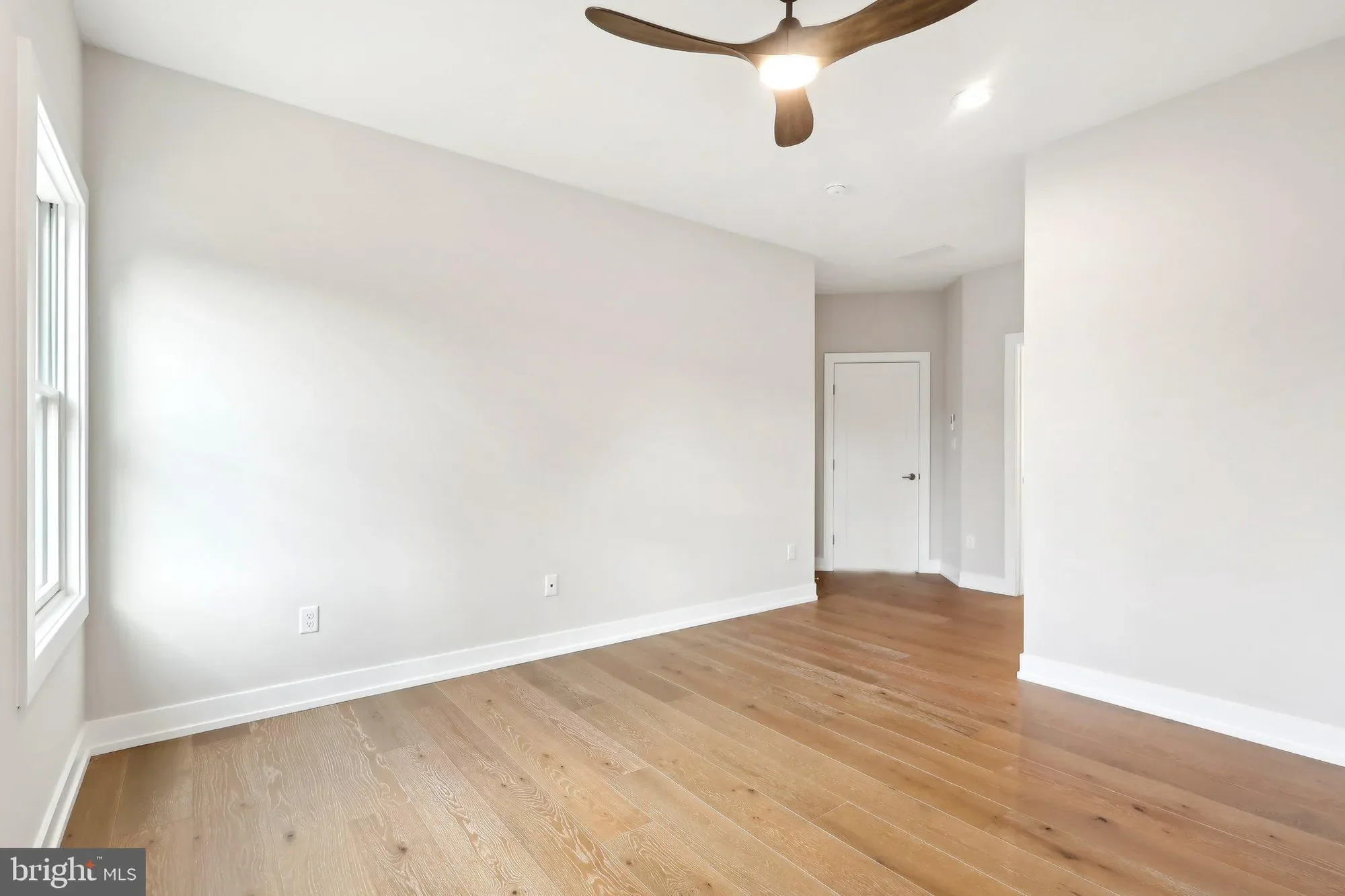 Gallery photo 6