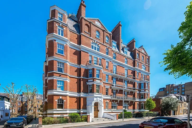 Grove Court, Drayton Gardens, South Kensington SW10