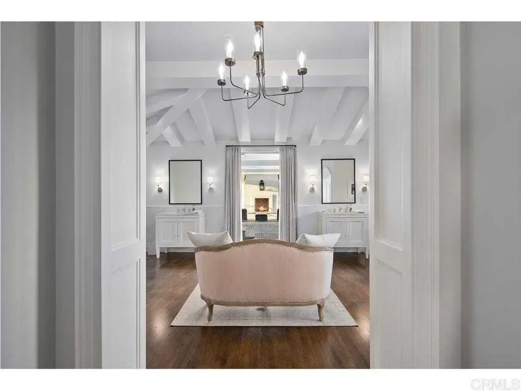 Gallery photo 3