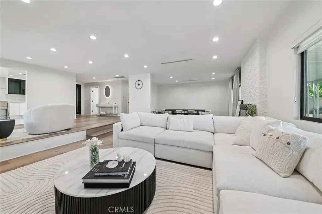 Gallery photo 9