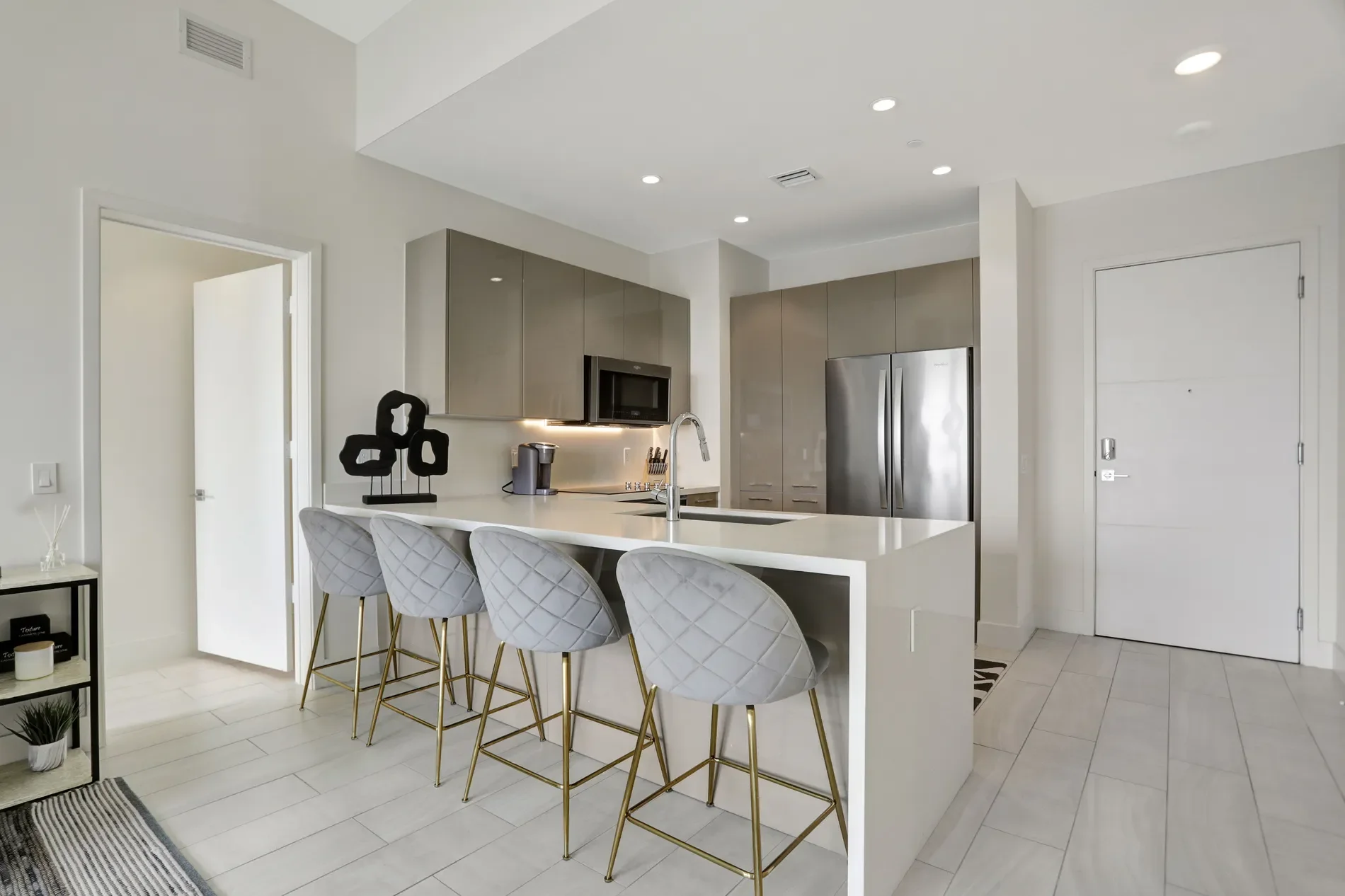 2000 Metropica Way Unit# 2607, Sunrise, FL 33323, Plantation, Florida, United States. - Photo 8