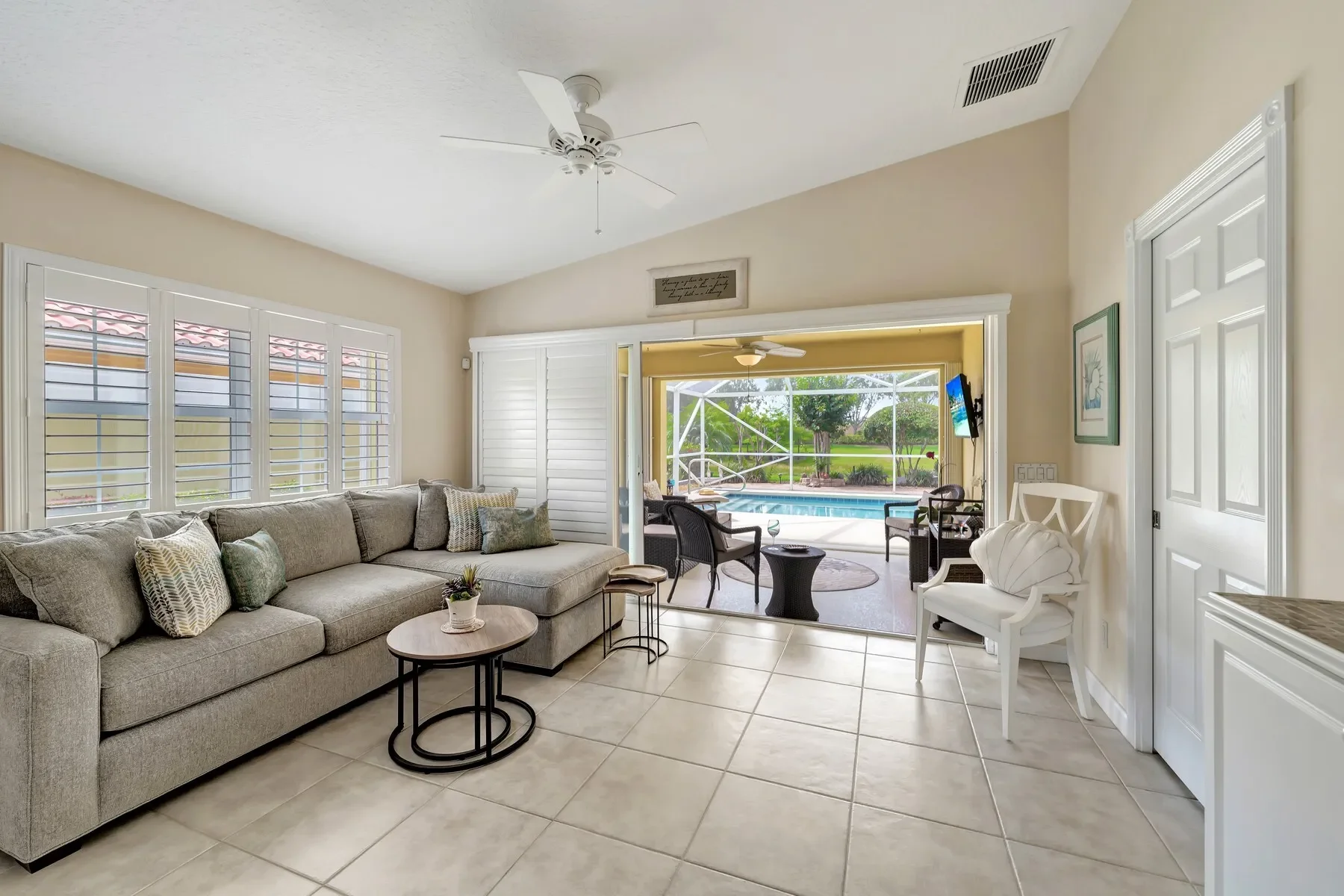 5465 Dominica Street , Vero Beach, FL 32967, Vero Beach, Florida, United States. - Photo 15
