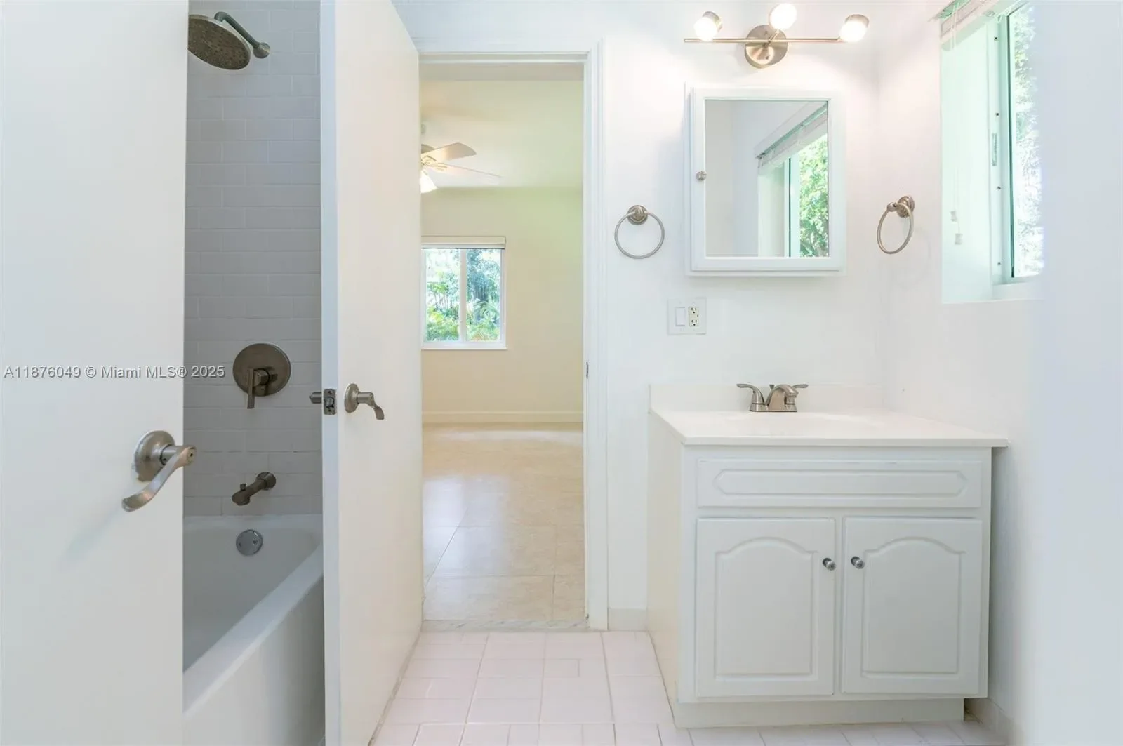 1820 Ferdinand St, Coral Gables, Florida, United States. - Photo 12