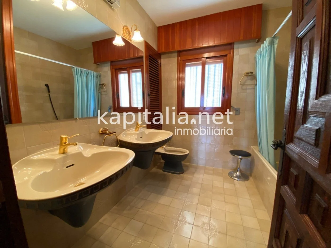 Gallery photo 2