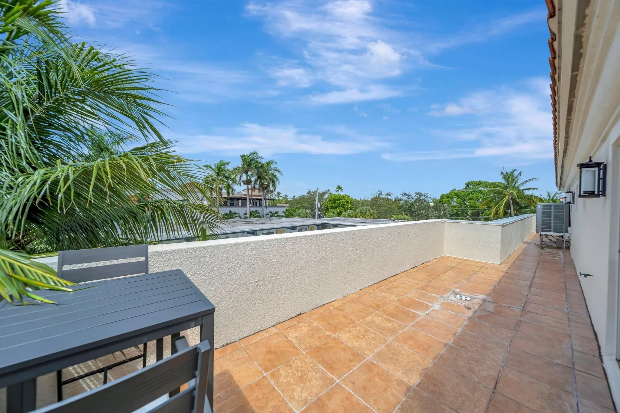 1368 BAYVIEW DR, Fort Lauderdale, Florida, United States. - Photo 46