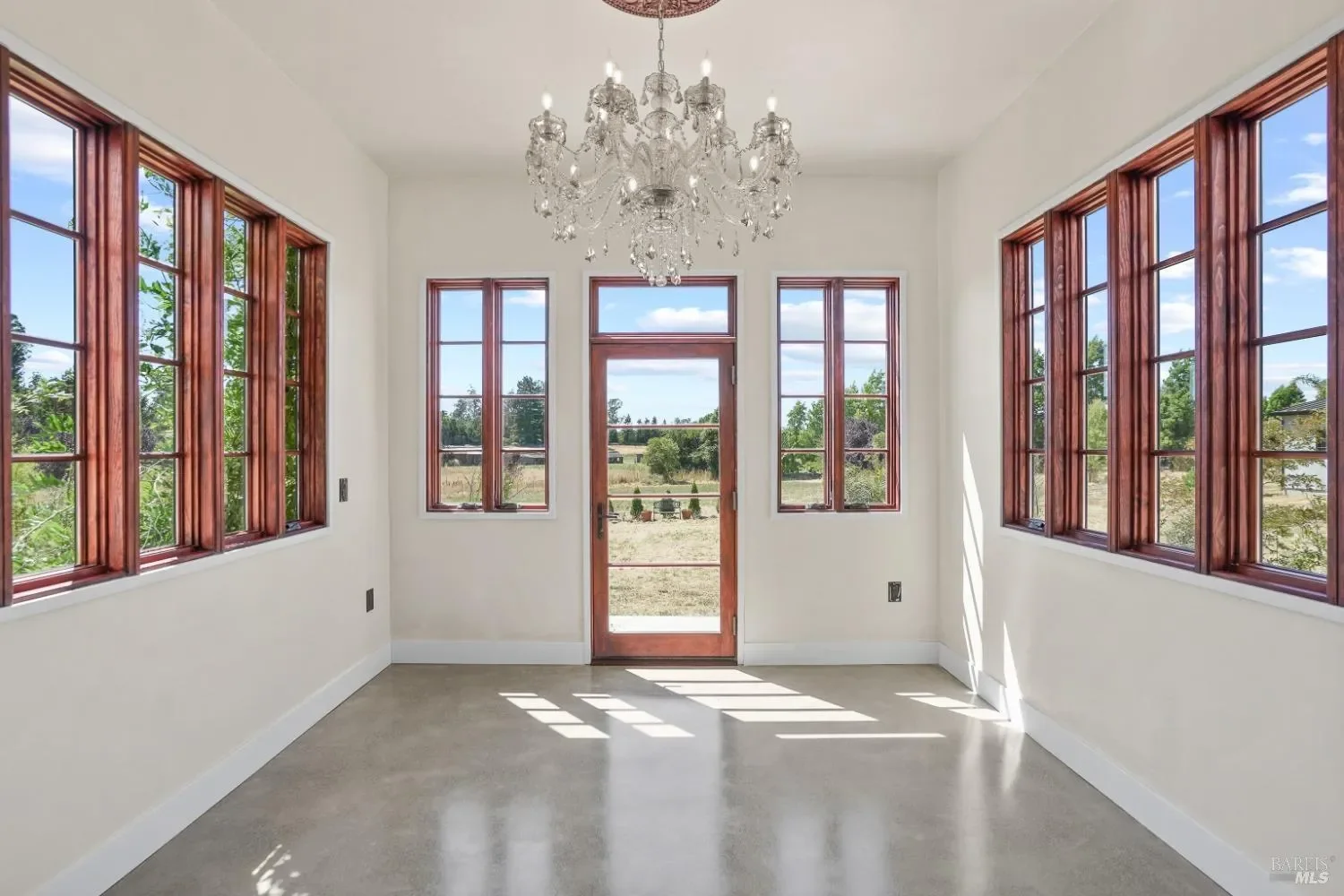Gallery photo 10