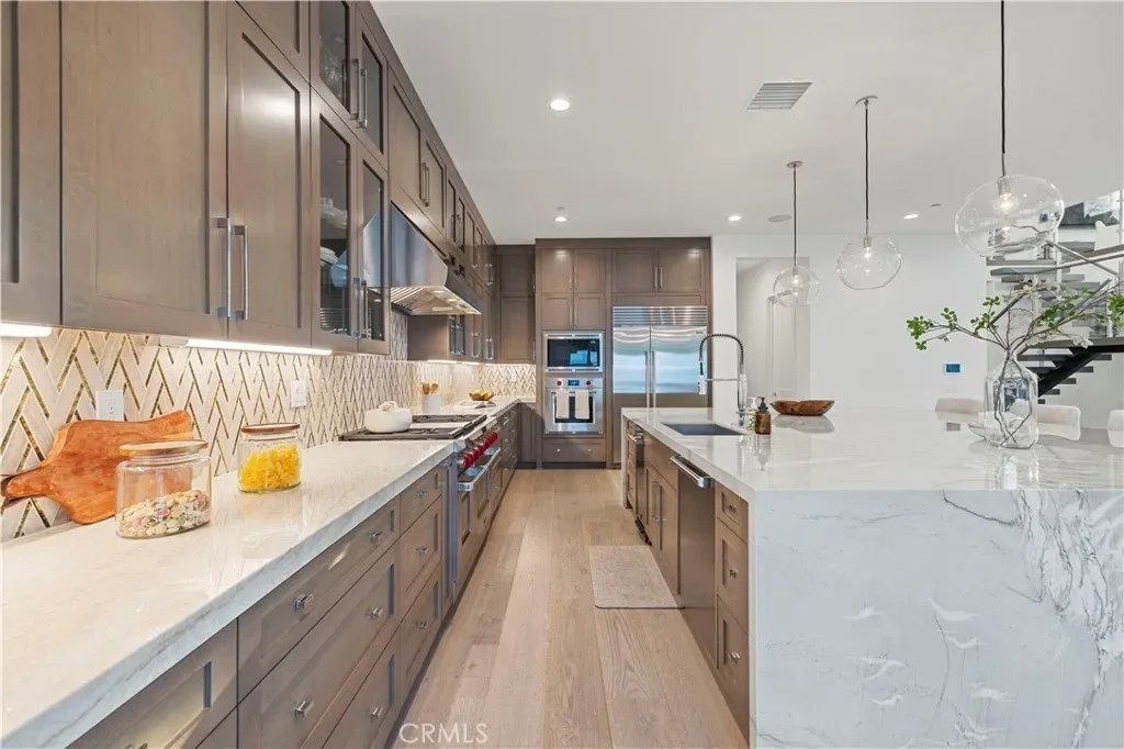11029 Lurline Avenue, Chatsworth, CA, 91311, USA, Los Angeles, California, United States. - Photo 36
