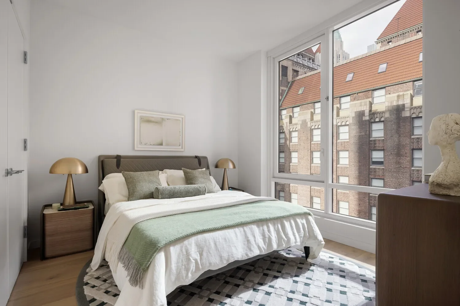 Monogram New York, 135 E 47TH ST, New York, New York, United States. - Photo 12