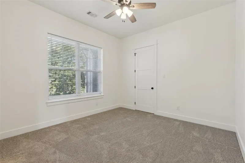 4594 Lake Breeze Drive, McKinney, Texas, United States. - Photo 37