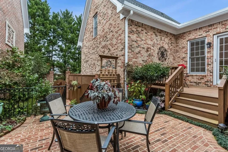 2289 Ivy Crest Lane SE, Atlanta, GA 30339, Atlanta, Georgia, United States. - Photo 4