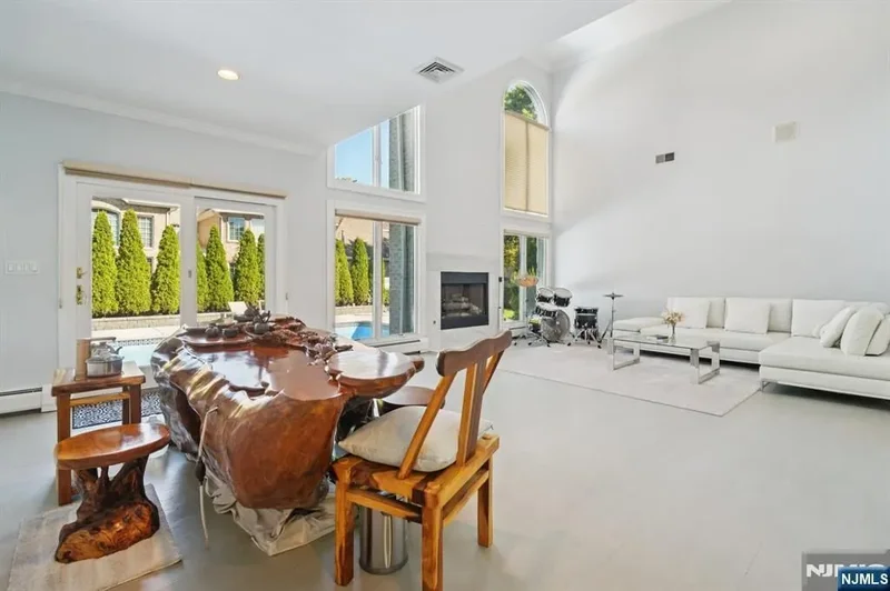 32 Laurie Drive, Englewood Cliffs, NJ, 07632, USA, Englewood Cliffs, New Jersey, United States. - Photo 41