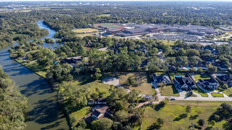30 Ellis Road, League City, TX 77573, League City, Texas, United States. - Photo 22