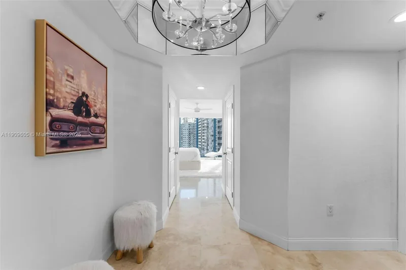 333 Las Olas Way 2505, Fort Lauderdale, Florida, United States. - Photo 42