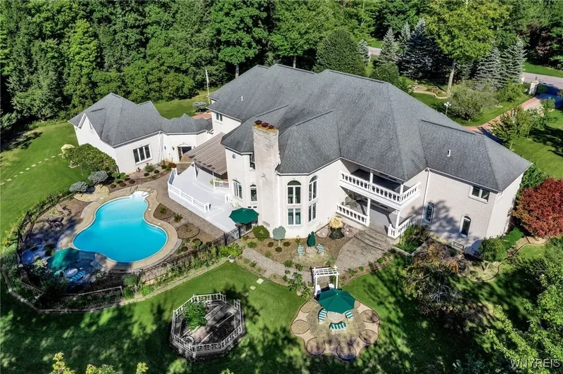 7 Woodcrest Drive, Aurora, NY, 14127, USA, Orchard Park, New York, United States. - Photo 44