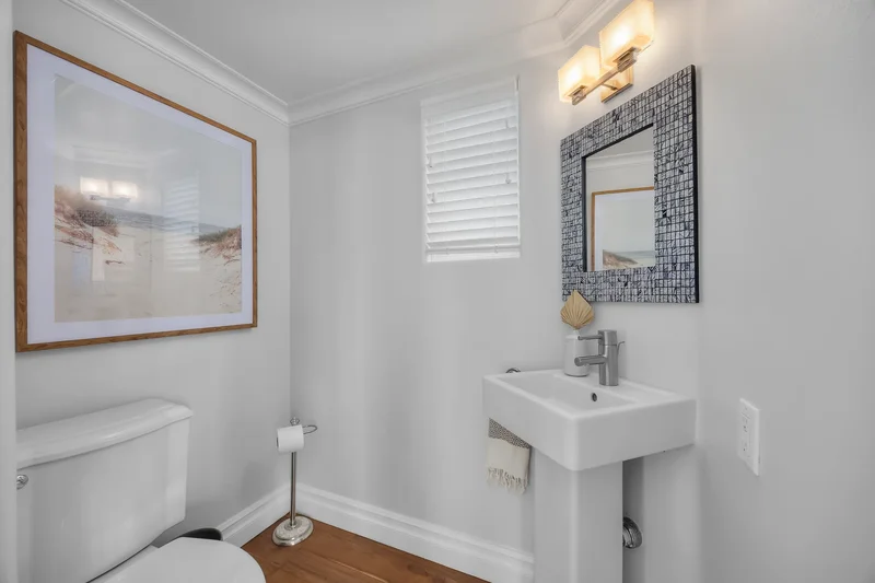 228 5th Place , Manhattan Beach, CA 90266, Manhattan Beach, California, United States. - Photo 12