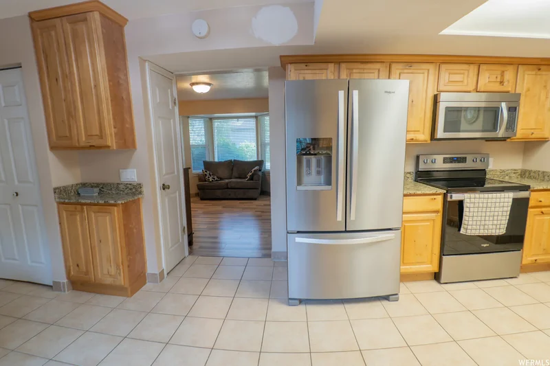 2103 E Kramer Dr, Sandy, UT 84092, Sandy, Utah, United States. - Photo 11
