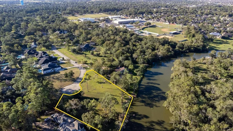 30 Ellis Road, League City, TX 77573, League City, Texas, United States. - Photo 14