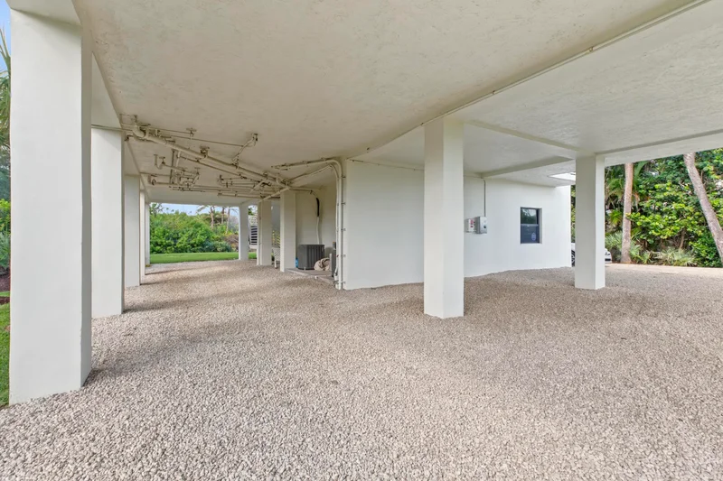 116 N Beach Road, Jupiter Island, FL, 33455, USA, Hobe Sound, Florida, United States. - Photo 37