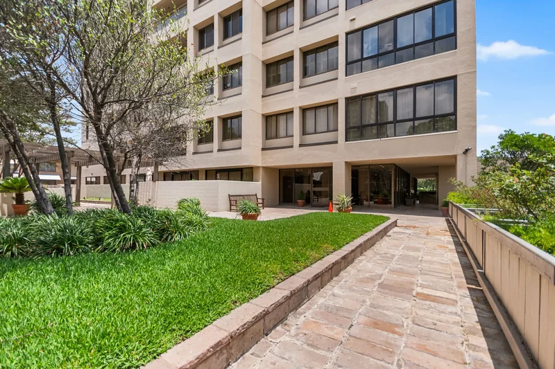 4001 N New Braunfels Unit 804-A, San Antonio, TX, 78209, USA, San Antonio, Texas, United States. - Photo 9