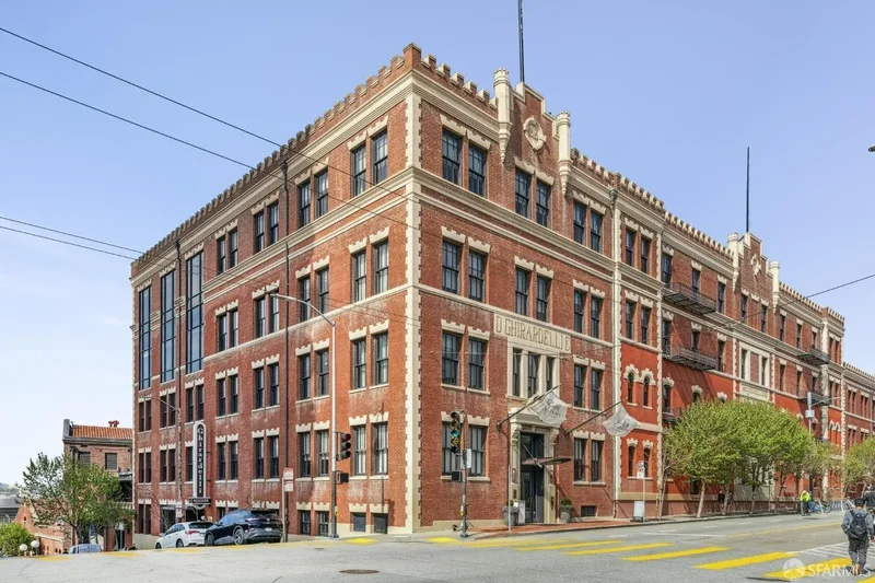 900 North Point Street 411, San Francisco, California, United States. - Photo 9