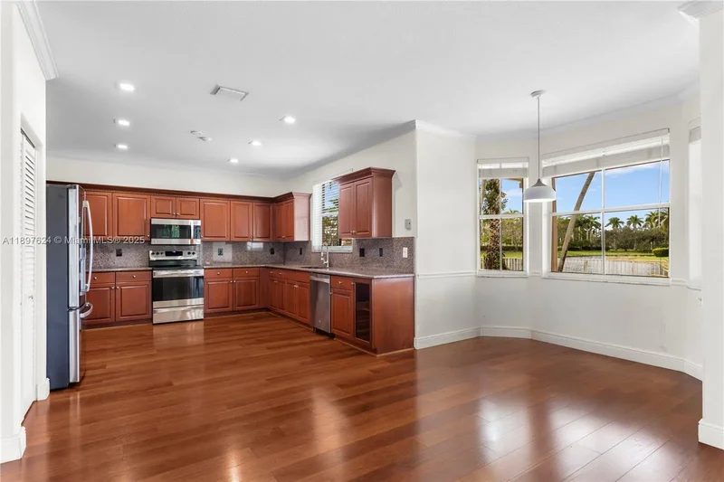 5 Bedrooms Single Family Detached