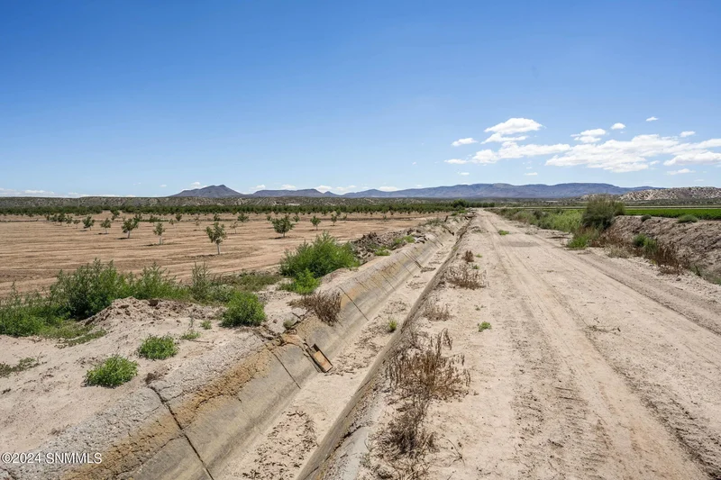 215 Red Hills Road, Hatch, NM 87937, Hatch, New Mexico, United States. - Photo 25
