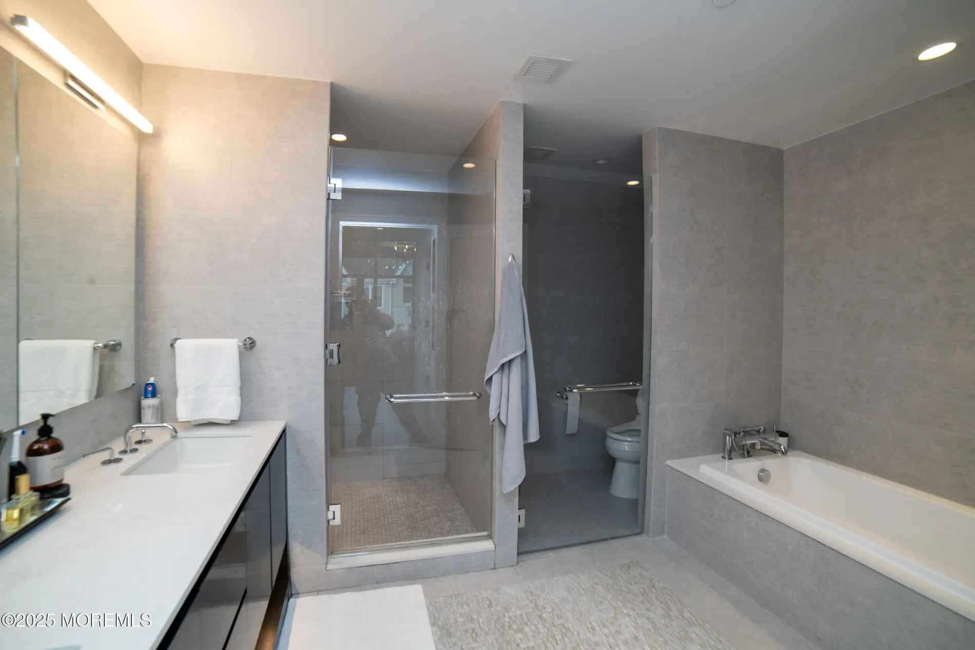 20 Melrose Terrace Unit 305, Long Branch, NJ 07740, Long Branch, New Jersey, United States. - Photo 10