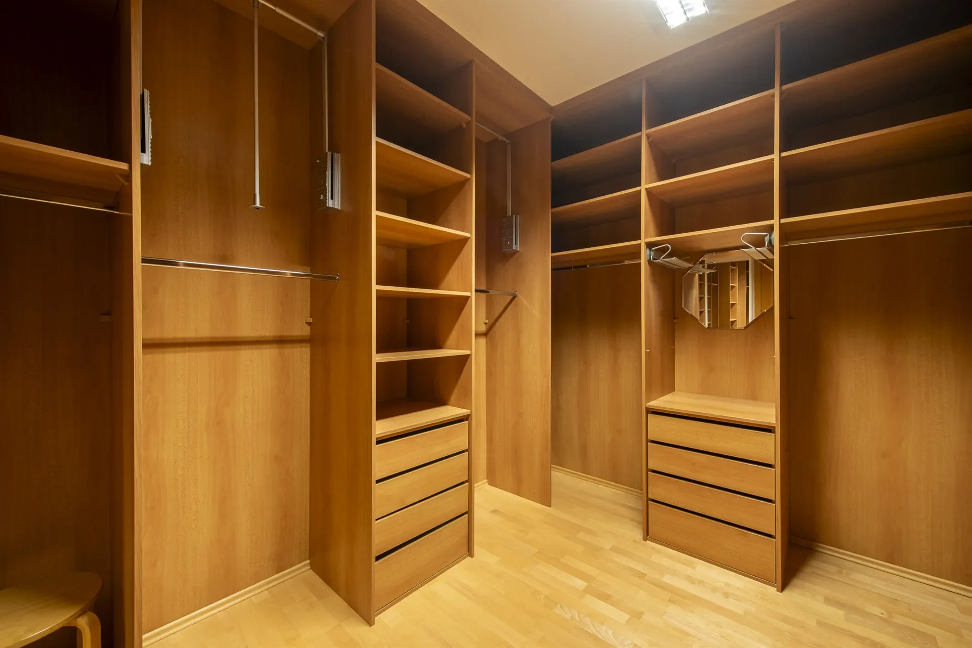 Gallery photo 10