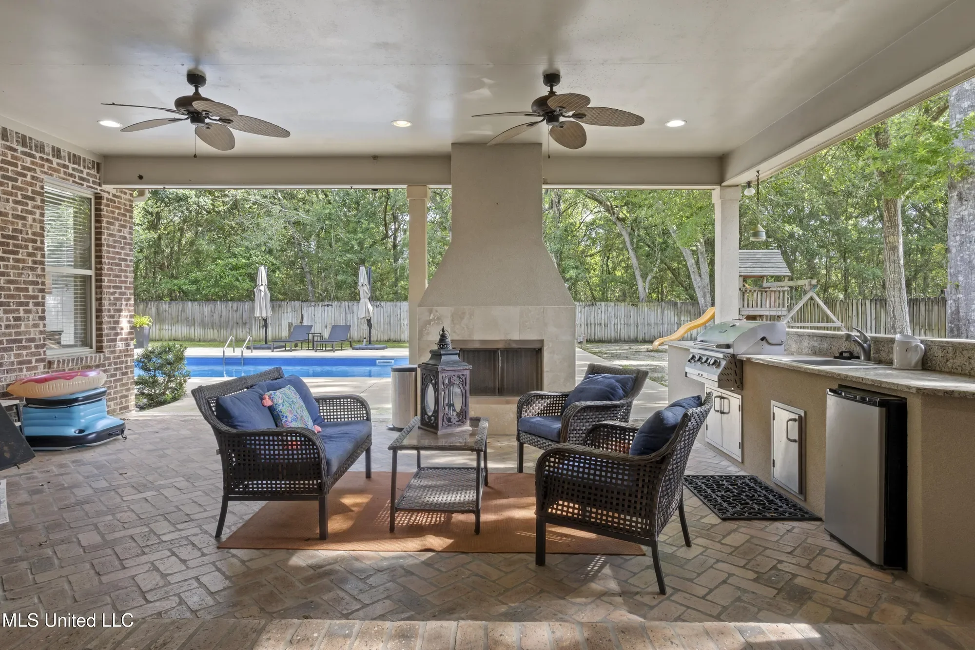 3208 Oakleigh Circle, Ocean Springs, MS 39564, Ocean Springs, Mississippi, United States. - Photo 3
