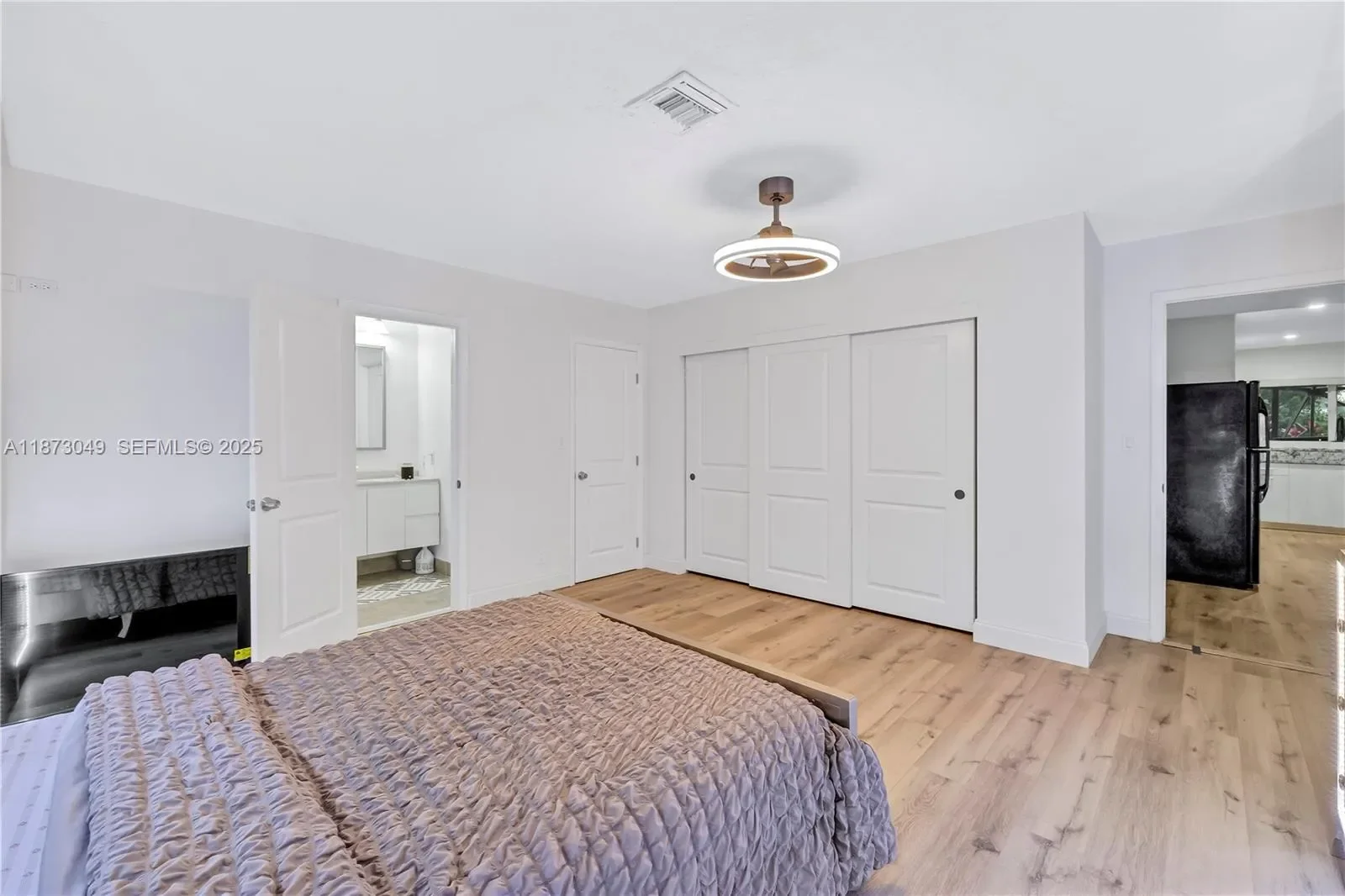 3211 Calle Largo Dr, Hollywood, Florida, United States. - Photo 15