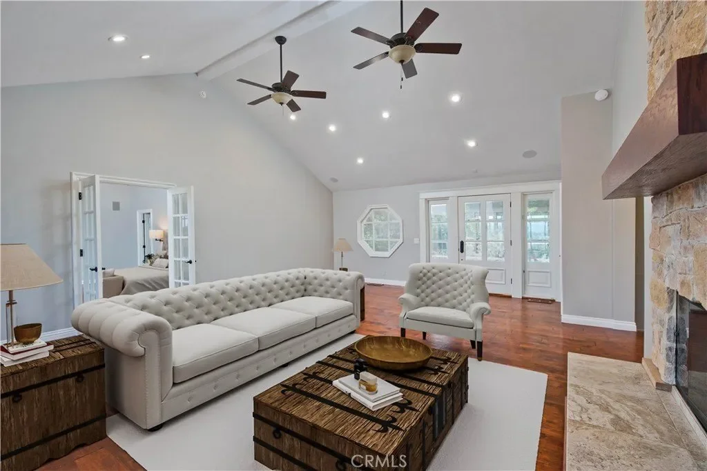 22757 Plummer Street, Chatsworth, CA, 91311, USA, Los Angeles, California, United States. - Photo 12
