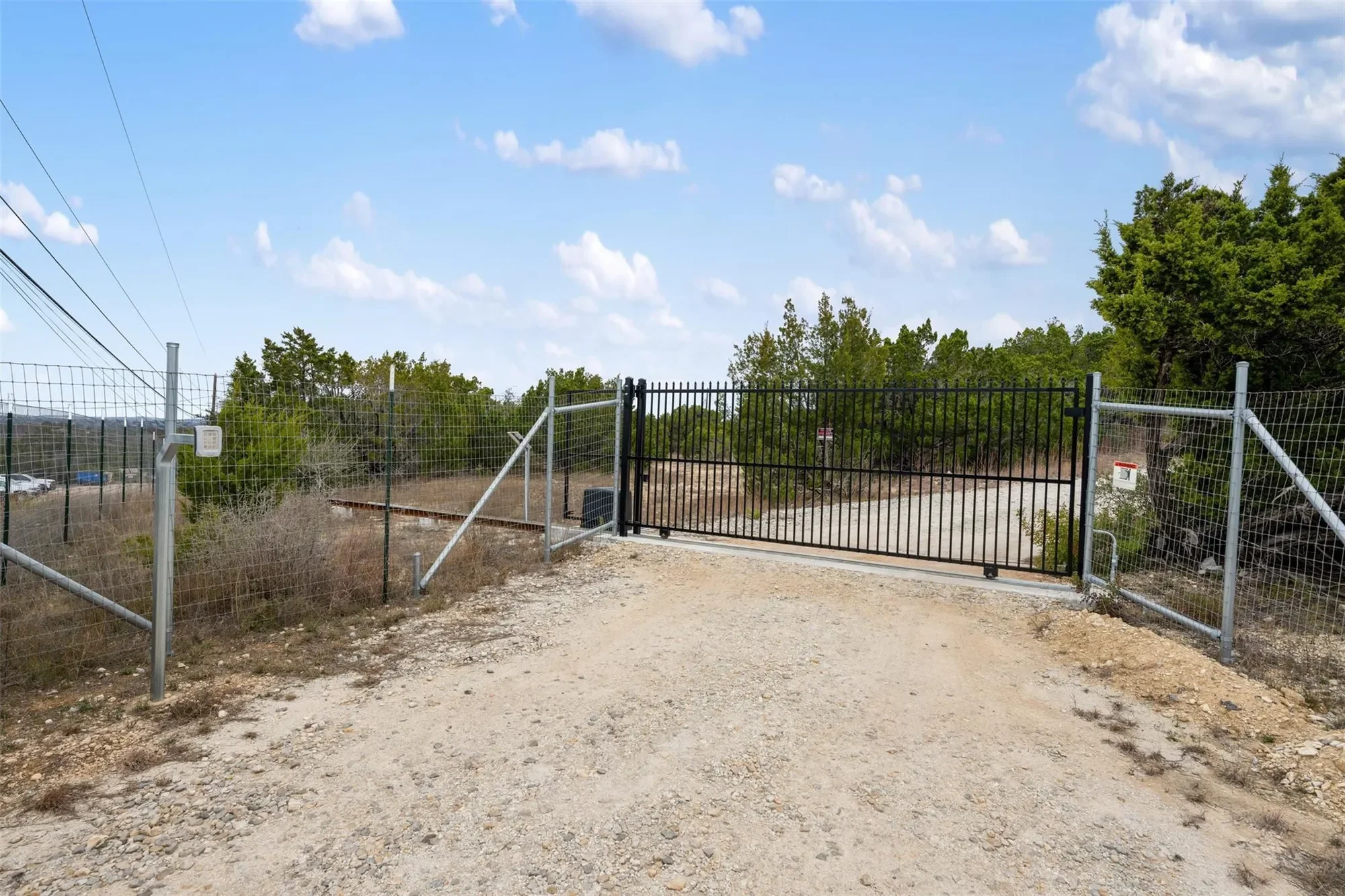 15101 Foy DR, Austin, Texas, United States. - Photo 4