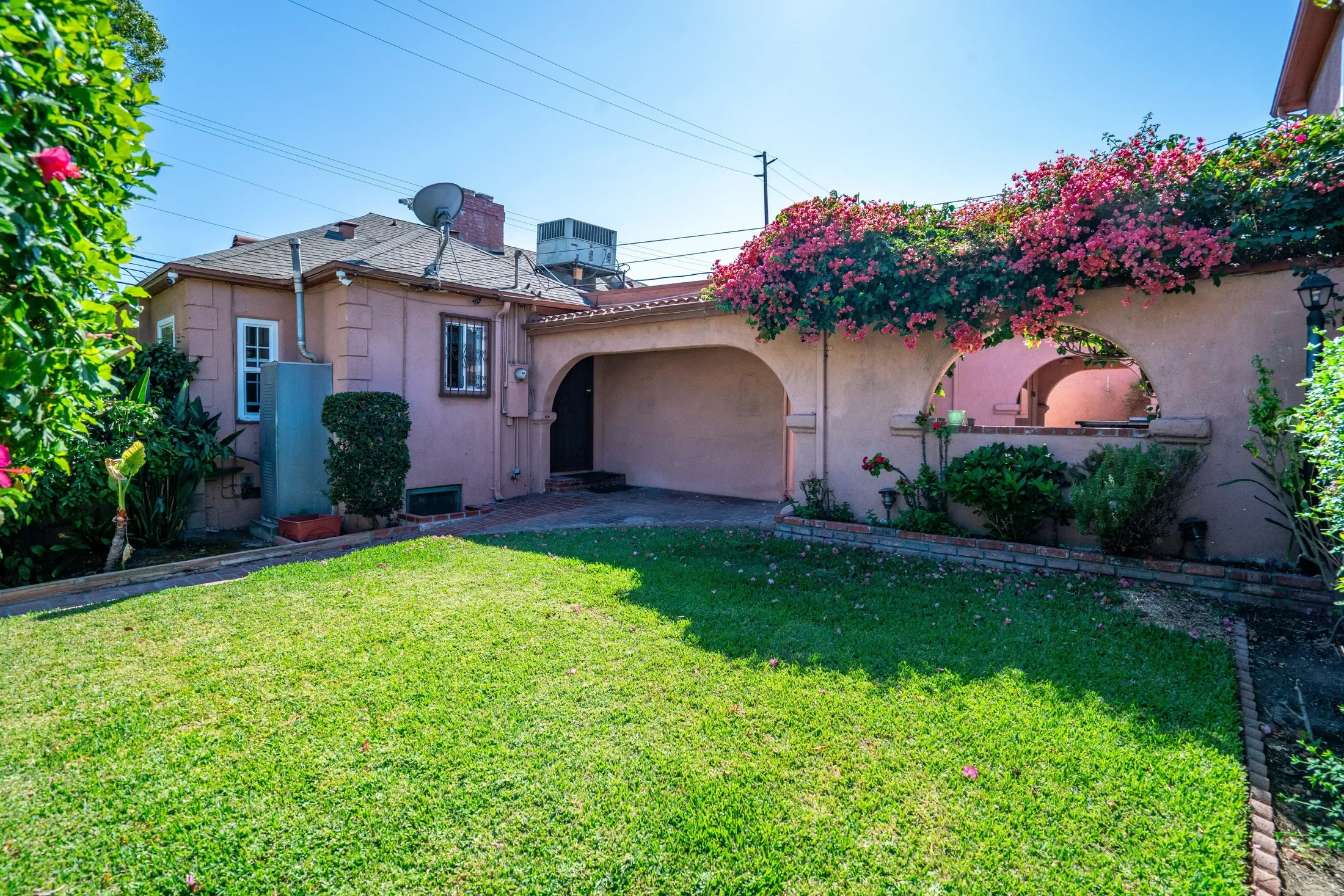 2013 South Palm Avenue , Alhambra, CA 91803, Alhambra, California, United States. - Photo 40