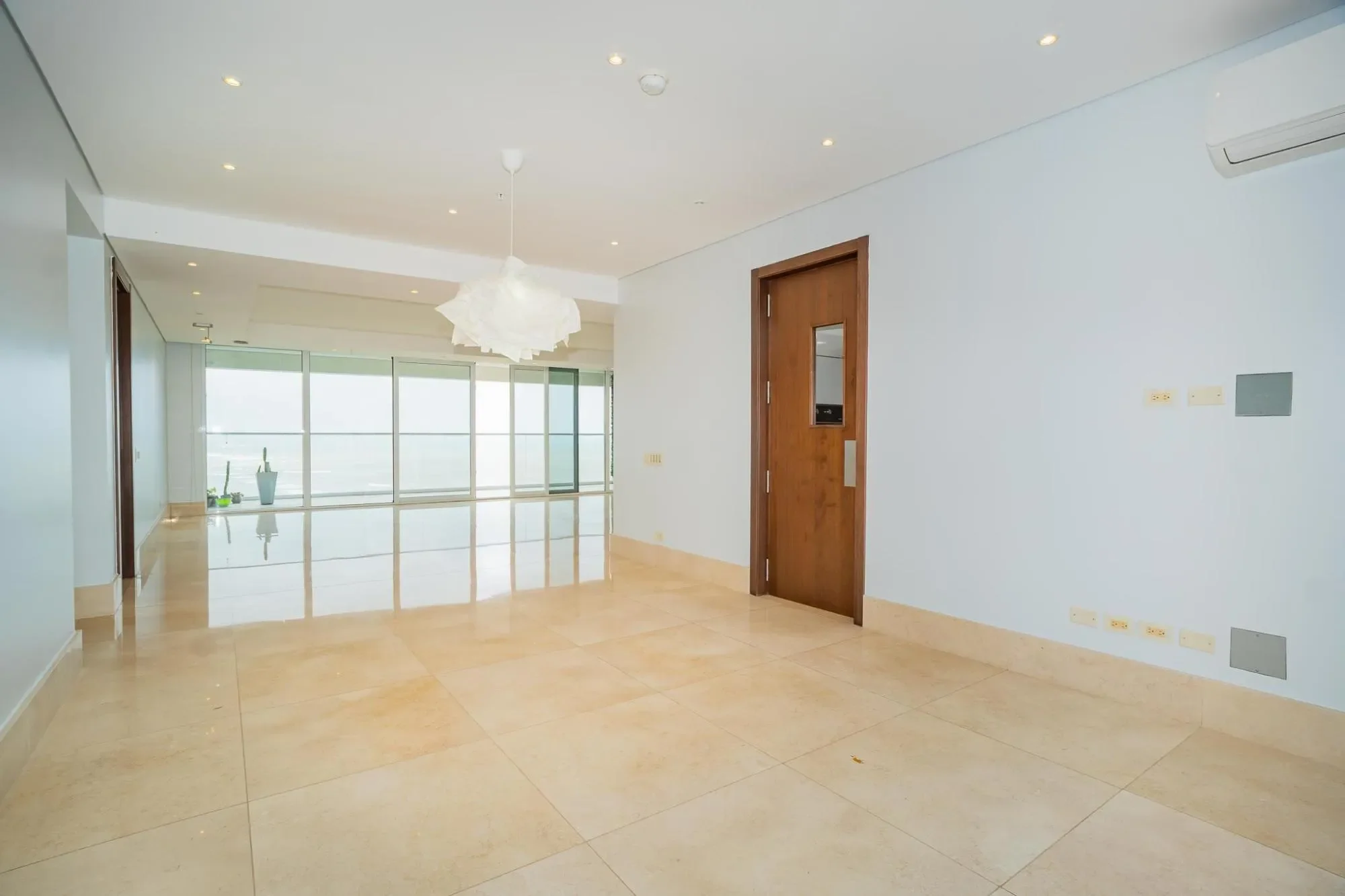 Gallery photo 12