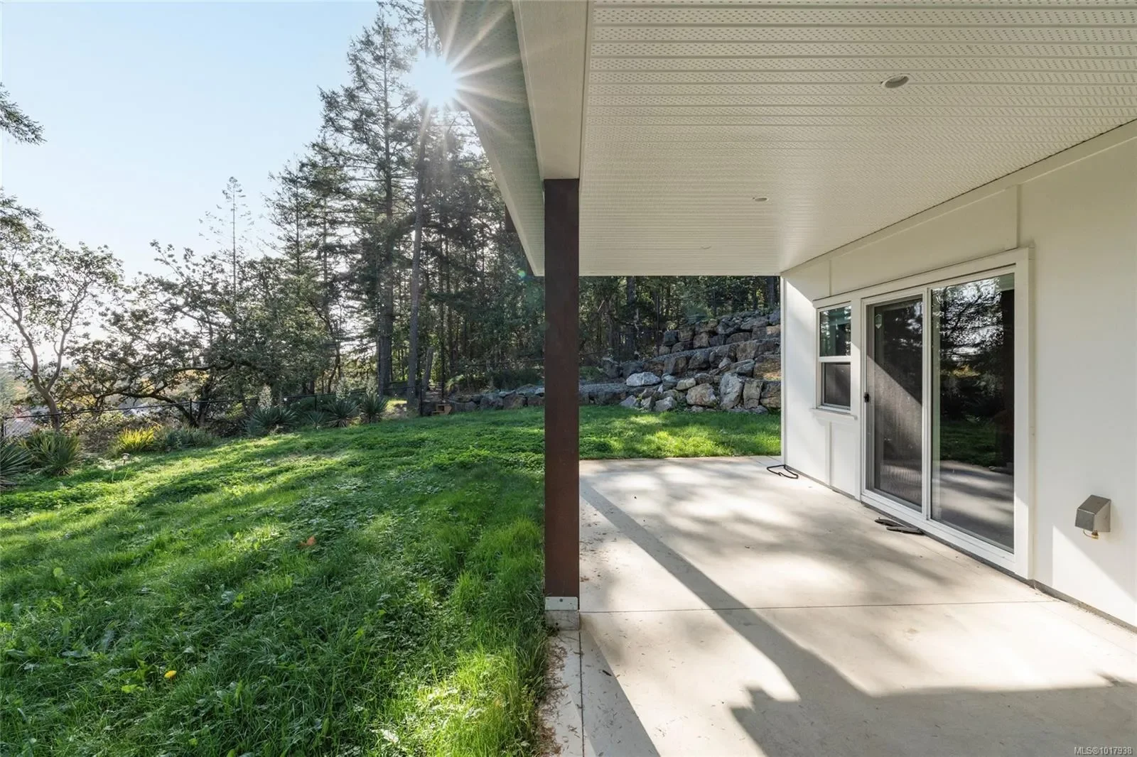 25 Tuzo Crt, View Royal, British Columbia, Canada. - Photo 14