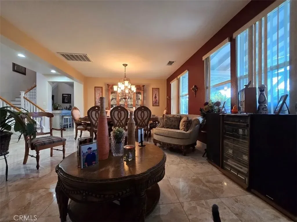 12745 Longhorne, Corona, California, United States. - Photo 6