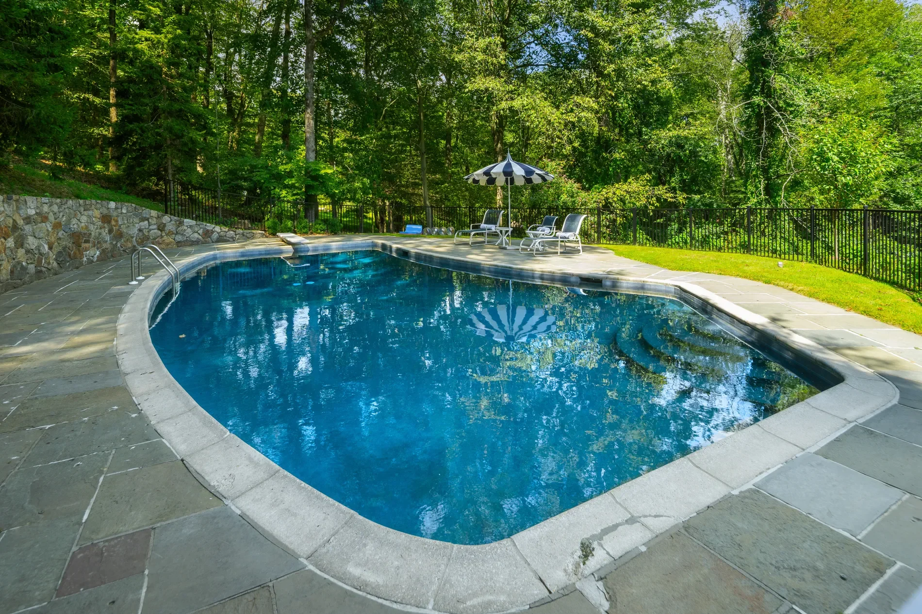 650 Laurel Road, New Canaan, CT 06840, New Canaan, Connecticut, United States. - Photo 5