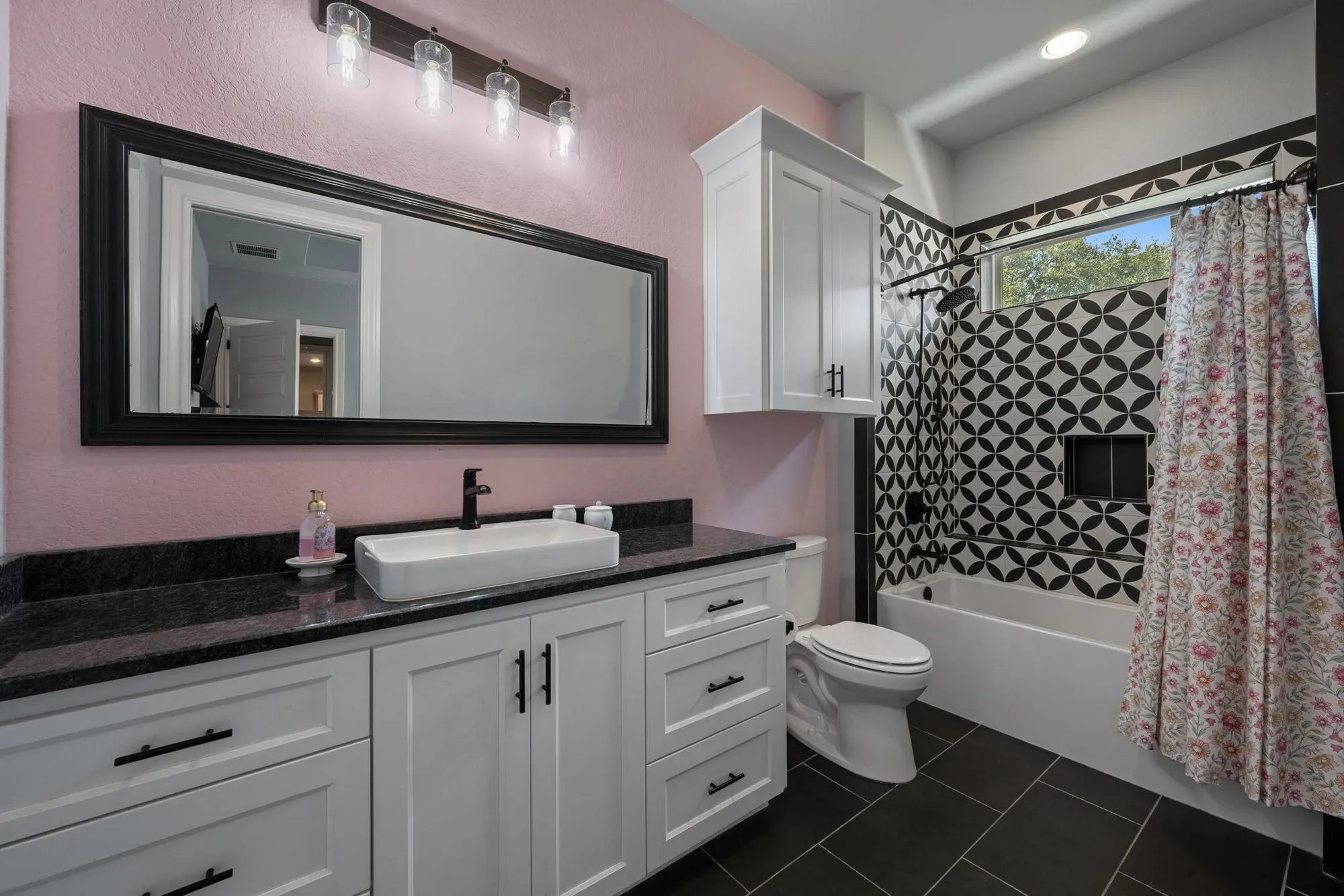 864 Coyote Ridge DR, Spring Branch, Texas, United States. - Photo 23