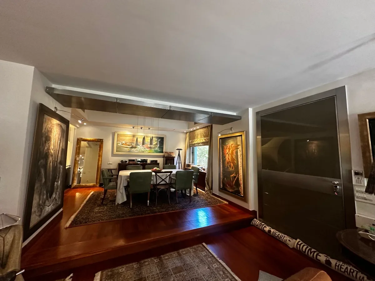 Gallery photo 5