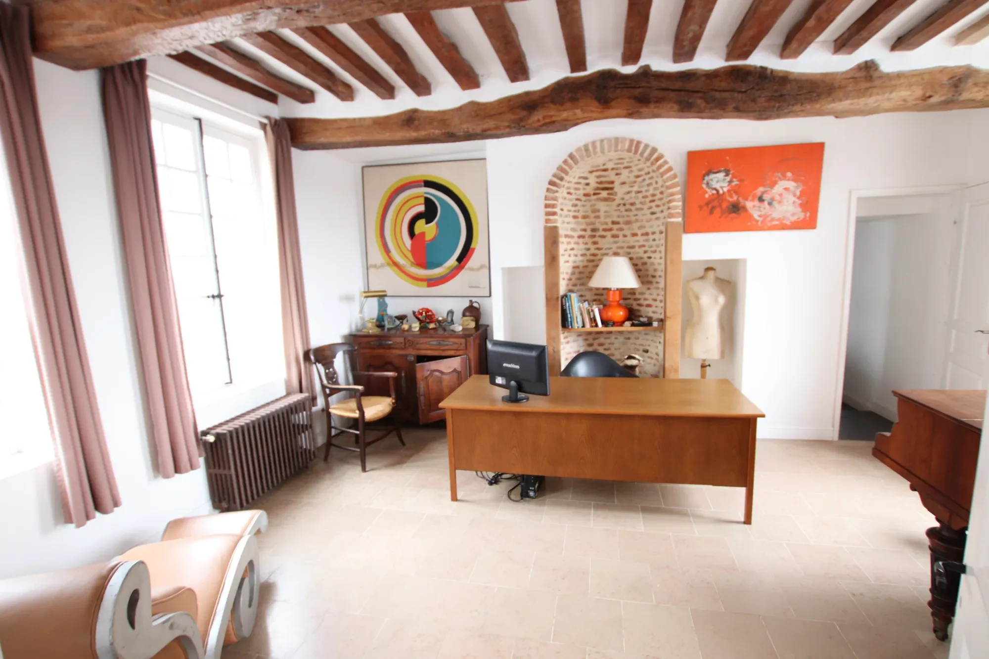 House 289 m² - 11 Rooms - Bertreville-Saint-Ouen
