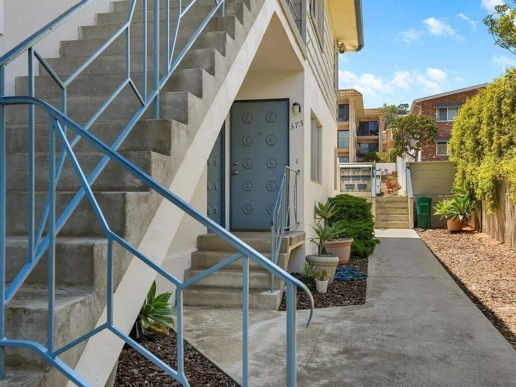 375-81 Rosecrans Street, San Diego, California, United States. - Photo 3
