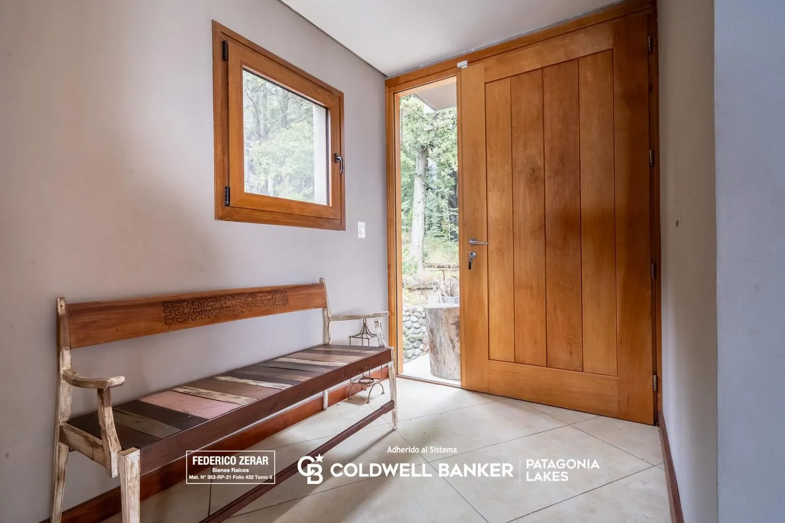 VENTA - Exclusiva casa de 8 ambientes, 5 dormitorios, 6 baños en barrio Las Vertientes, Bariloche, San Carlos de Bariloche, Río Negro, Argentina. - Photo 35
