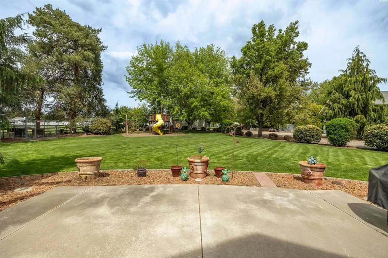 8620 W Richardson Road, Pasco, WA 99301, Pasco, Washington, United States. - Photo 20