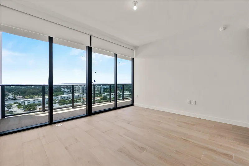 900 N Ocean Blvd. 1604, Hillsboro Beach, Florida, United States. - Photo 21