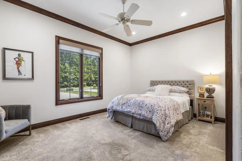 5613 S Dunrobin Drive, Springfield, MO 65809, Springfield, Missouri, United States. - Photo 51