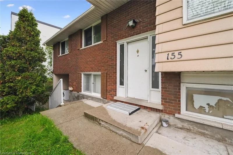 155 University Avenue E, Waterloo, Ontario, Canada. - Photo 7